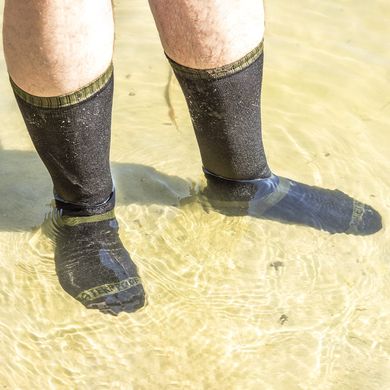 Шкарпетки водонепроникні Dexshell Trekking з зеленою смужкою